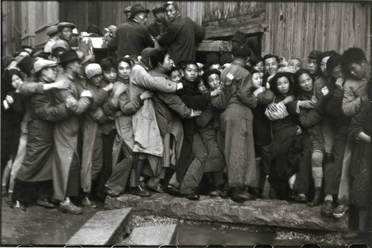 Henri Cartier-Bresson - Shanghai, China, 1947
