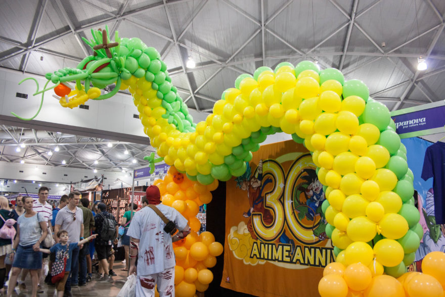 Supanova Brisbane 2016 - Dragonball Z dragon made out of balloons